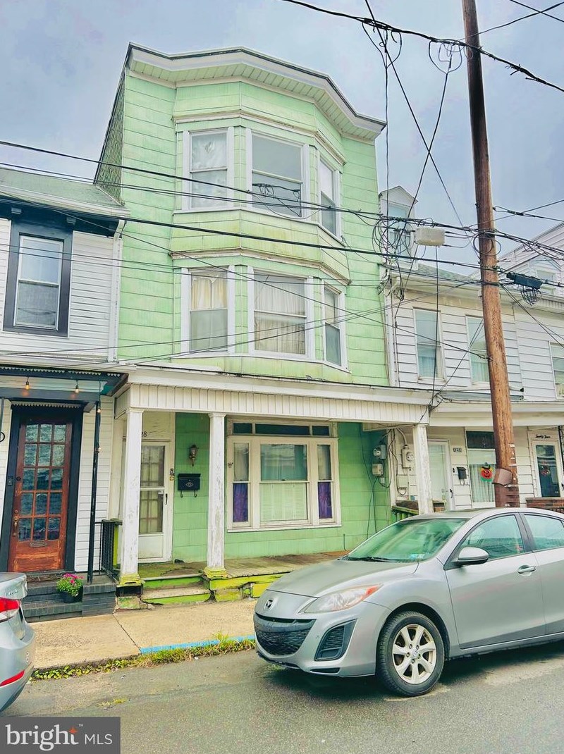 28 S Jardin St, Yatesville, PA 17976