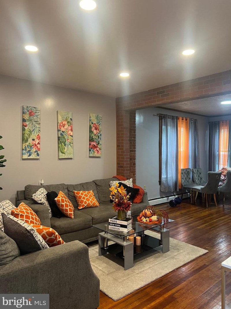 1101 W Norwegian St, Primrose, PA 17901