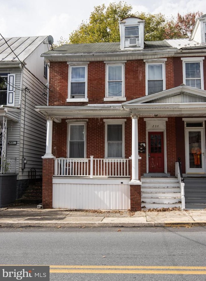 234 S Tulpehocken St, Lincoln Colliery, PA 17963
