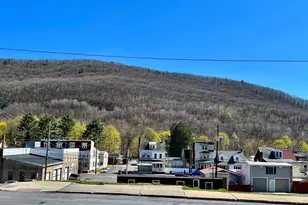 107 W Centre St, Ashland, PA 17921 - Photo 32