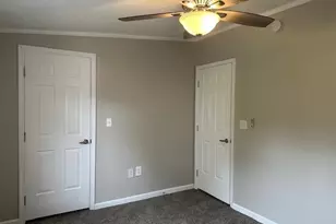 1015 W Race St, Pottsville, PA 17901 - Photo 16