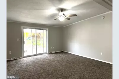 1015 W Race Street, Pottsville, PA 17901 - Photo 6