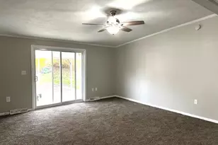 1015 W Race St, Pottsville, PA 17901 - Photo 6