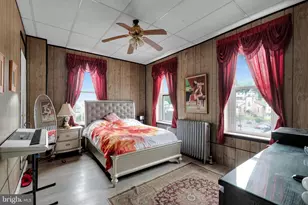 300 Lafayette St, Tamaqua, PA 18252 - Photo 8