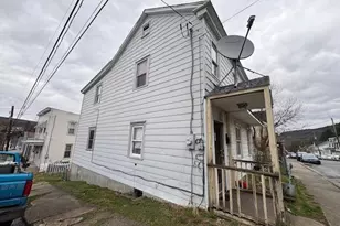 175 Orwigsburg St, Tamaqua, PA 18252 - Photo 4