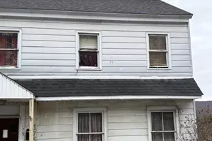 175 Orwigsburg St, Tamaqua, PA 18252 - Photo 2