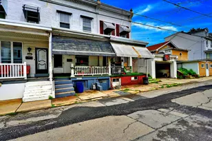 608 Fairview St, Pottsville, PA 17901 - Photo 2