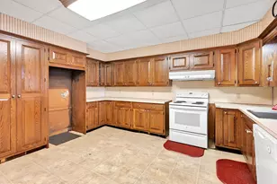 129 W Mahanoy St, Mahanoy City, PA 17948 - Photo 14