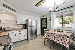 209 Indiana Ave, Shenandoah, PA 17976 - Photo 8