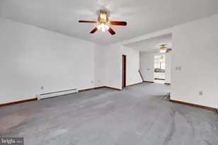 424 Pottsville St, Minersville, PA 17954 - Photo 8