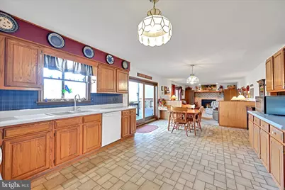 831 Cayuga Cove, Auburn, PA 17922 - Photo 18