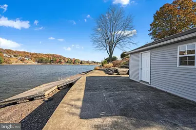 831 Cayuga Cove, Auburn, PA 17922 - Photo 38