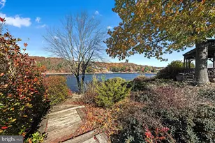 831 Cayuga Cove, Auburn, PA 17922 - Photo 36