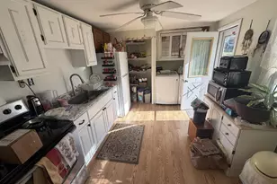 246 N Bell St, Frackville, PA 17931 - Photo 4