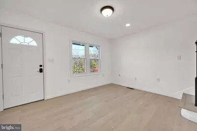 36 W Bacon Street, Pottsville, PA 17901 - Photo 8