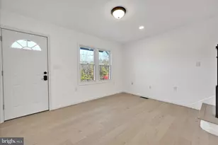 36 W Bacon St, Pottsville, PA 17901 - Photo 8