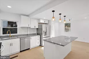 36 W Bacon St, Pottsville, PA 17901 - Photo 12