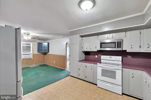 68 Center Ave, Schuylkill Haven, PA 17972 - Photo 8