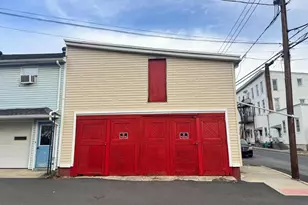 101 W Main St, Tremont, PA 17981 - Photo 6