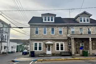 101 W Main St, Tremont, PA 17981 - Photo 2