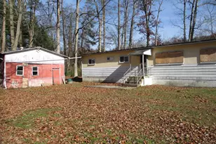 8 Queen Ave, Orwigsburg, PA 17961 - Photo 2