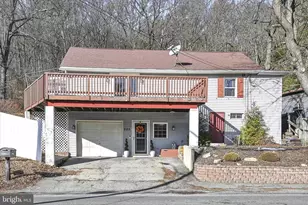 225 Owl Creek Rd, Tamaqua, PA 18252 - Photo 1