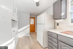 1011 E Main St, Hegins, PA 17938 - Photo 10