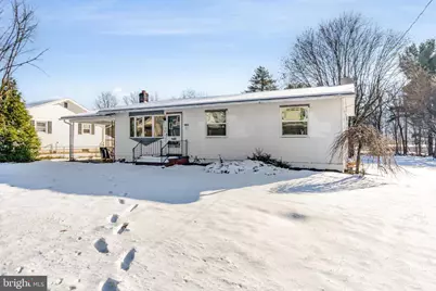 1011 E Main Street, Hegins, PA 17938 - Photo 2