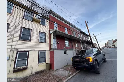 563 S Centre Street, Pottsville, PA 17901 - Photo 2