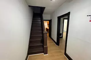 563 S Centre St, Pottsville, PA 17901 - Photo 4