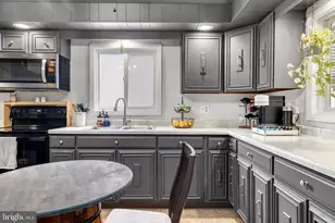 316 Beechwood Ave, Mar Lin, PA 17951 - Photo 16