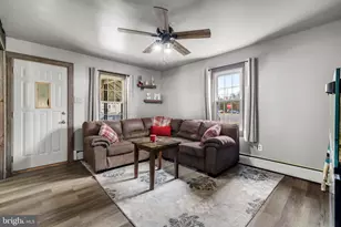 316 Beechwood Ave, Mar Lin, PA 17951 - Photo 4