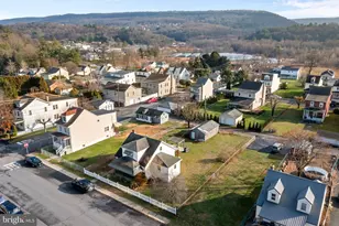 316 Beechwood Ave, Mar Lin, PA 17951 - Photo 38