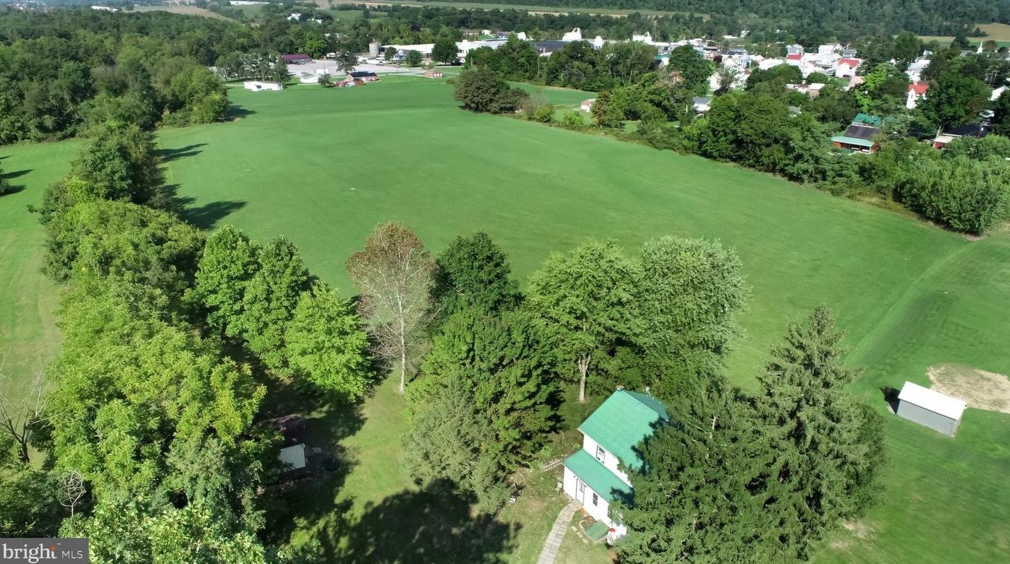 268 Center St, Beavertown, PA 17813-9762