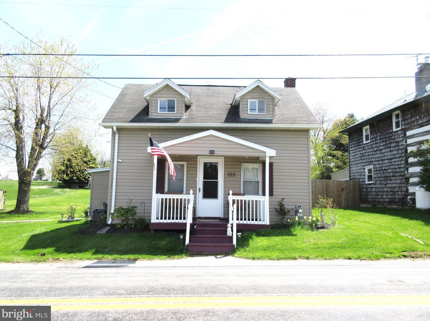 125 Saginaw Rd, Mount Wolf, PA 17347