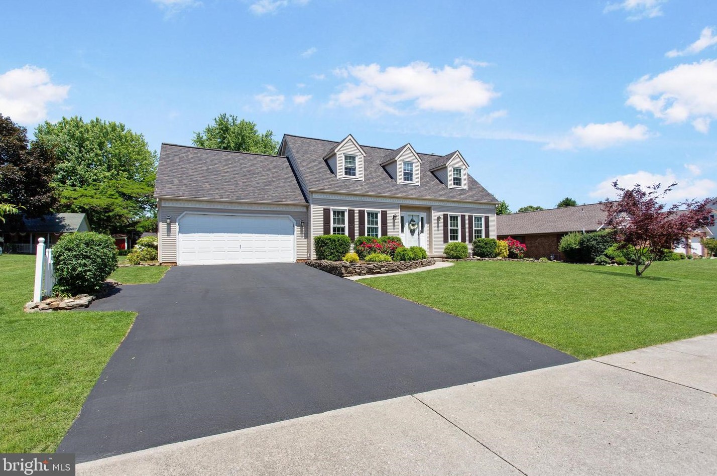 207 Glenview Rd, Spring Grove, PA 17362