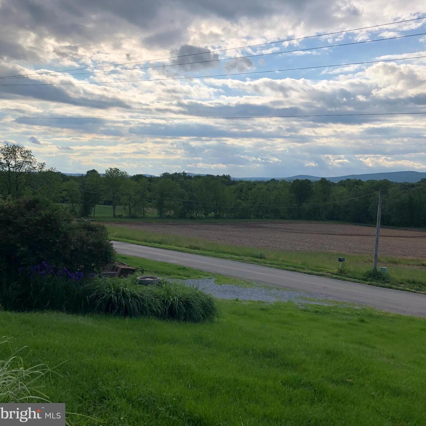 215 Barrens Church Rd, Siddonsburg, PA 17019