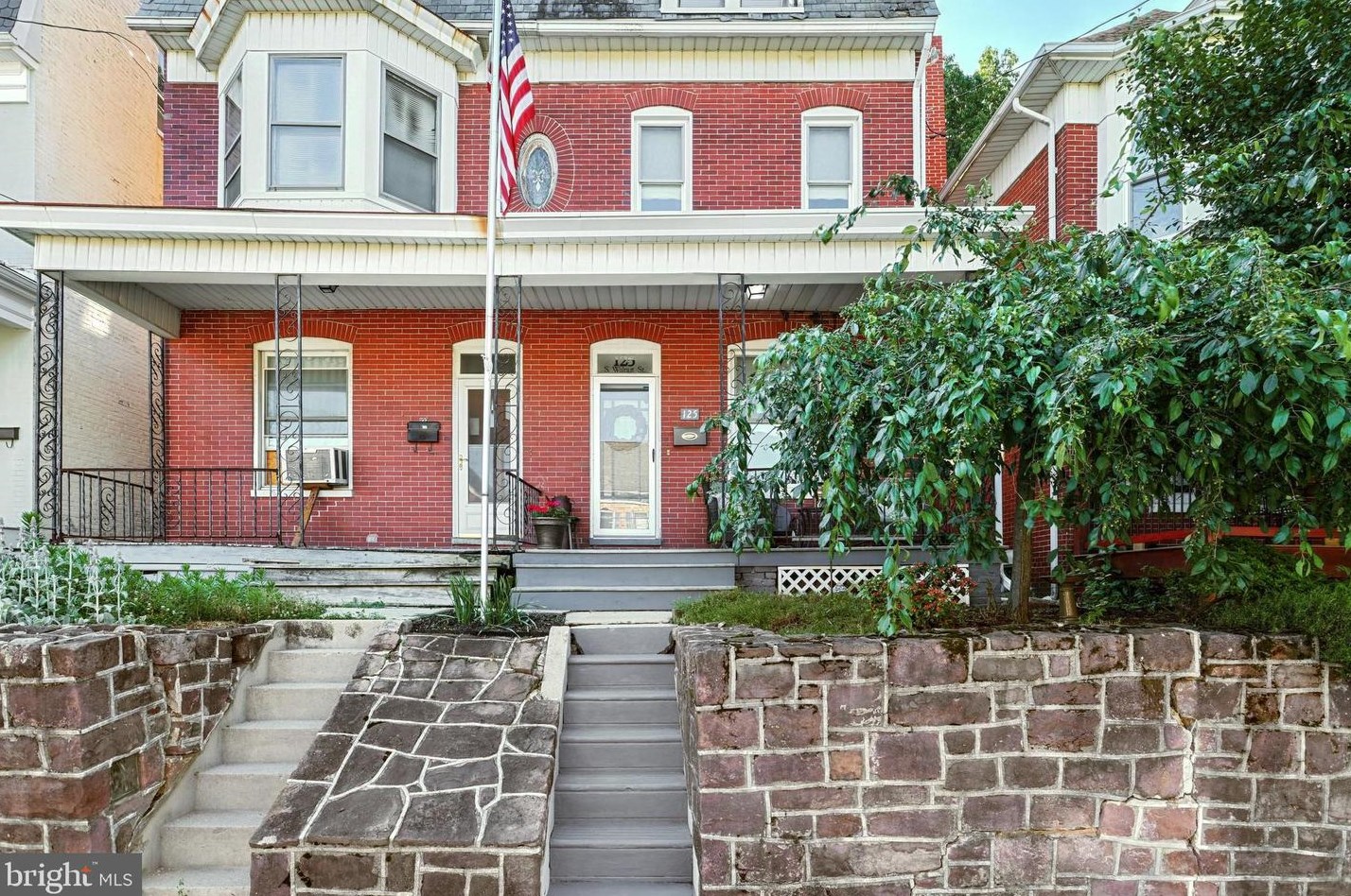 125 S Walnut St, Yoe, PA 17313