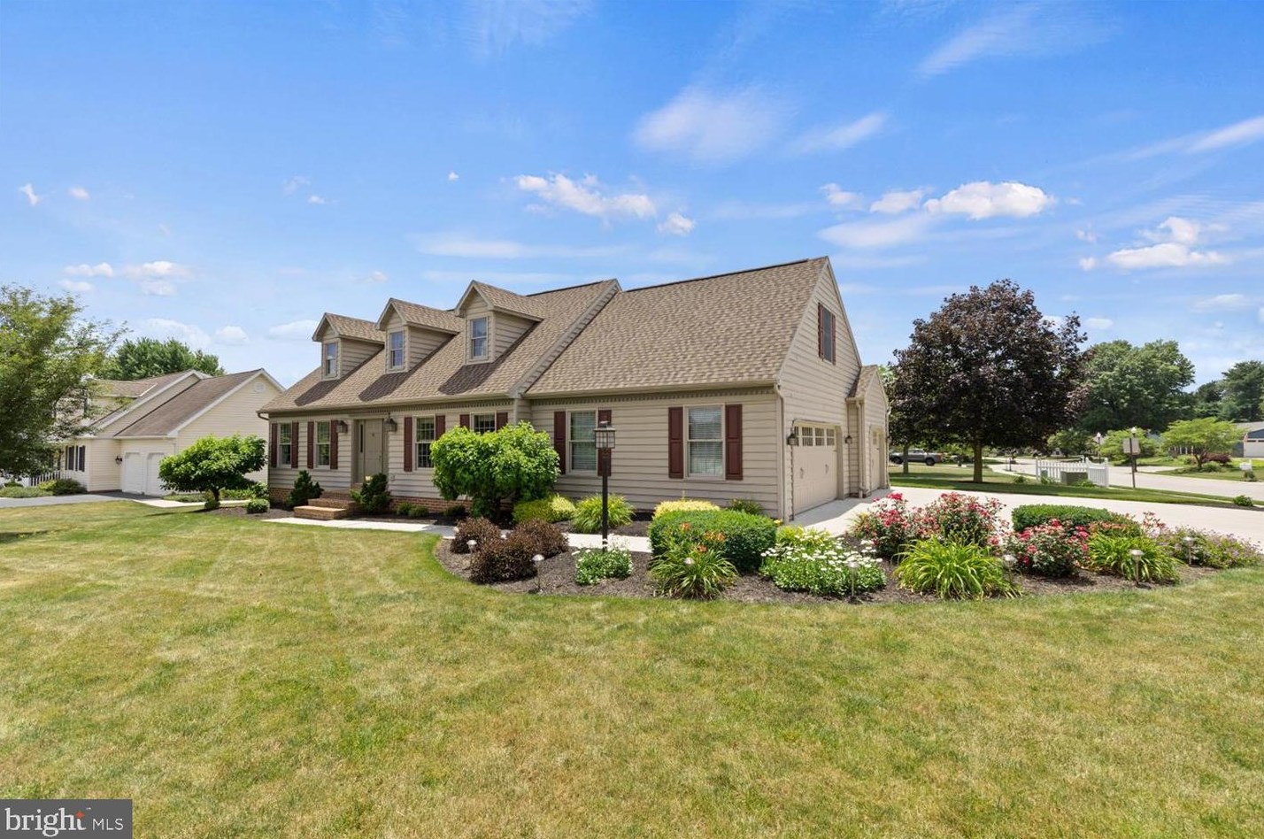 503 Hamlet Dr W, Spring Grove, PA 17362