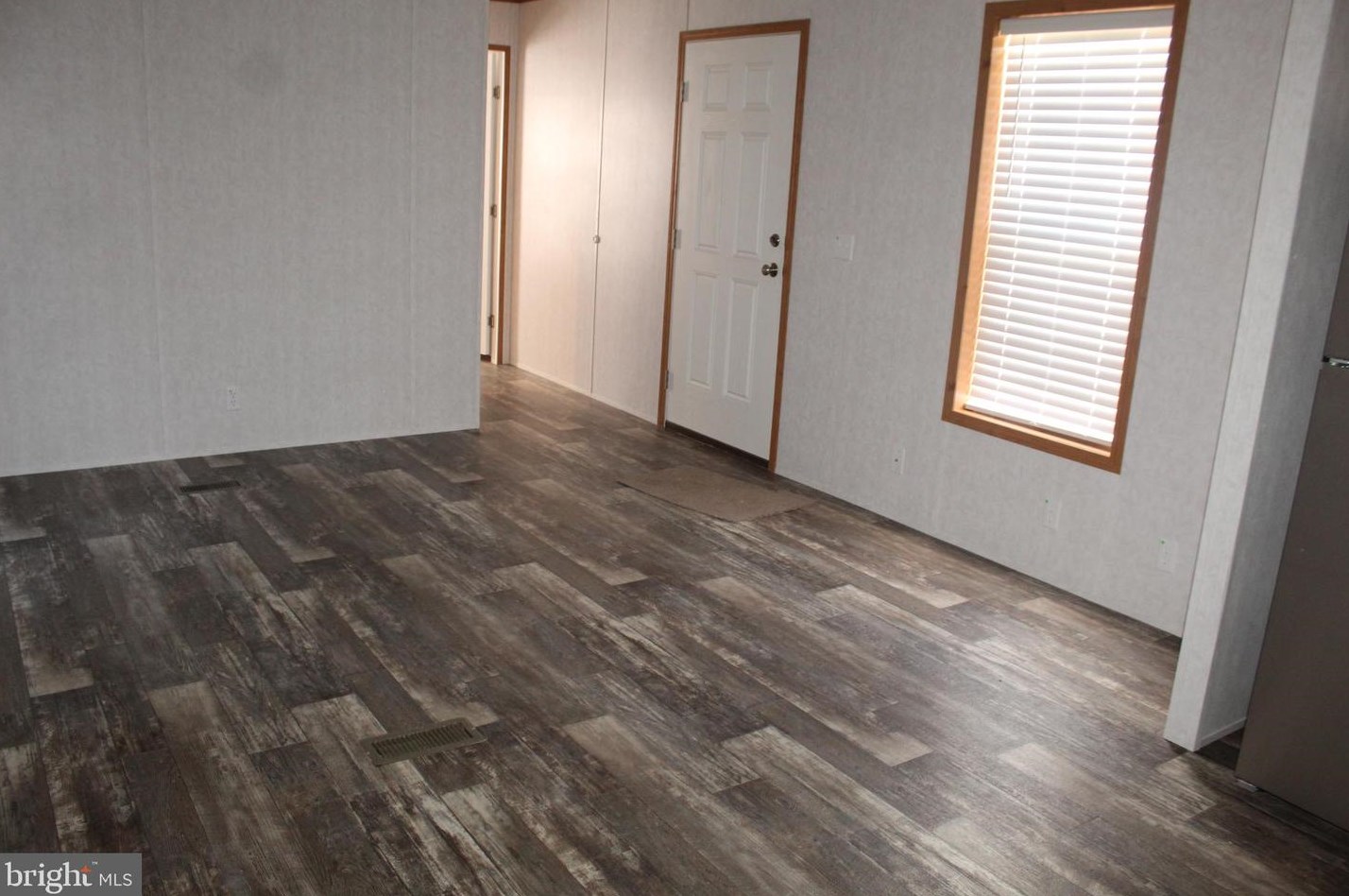 450 Ridge Rd Trlr 2, Etters, PA 17319