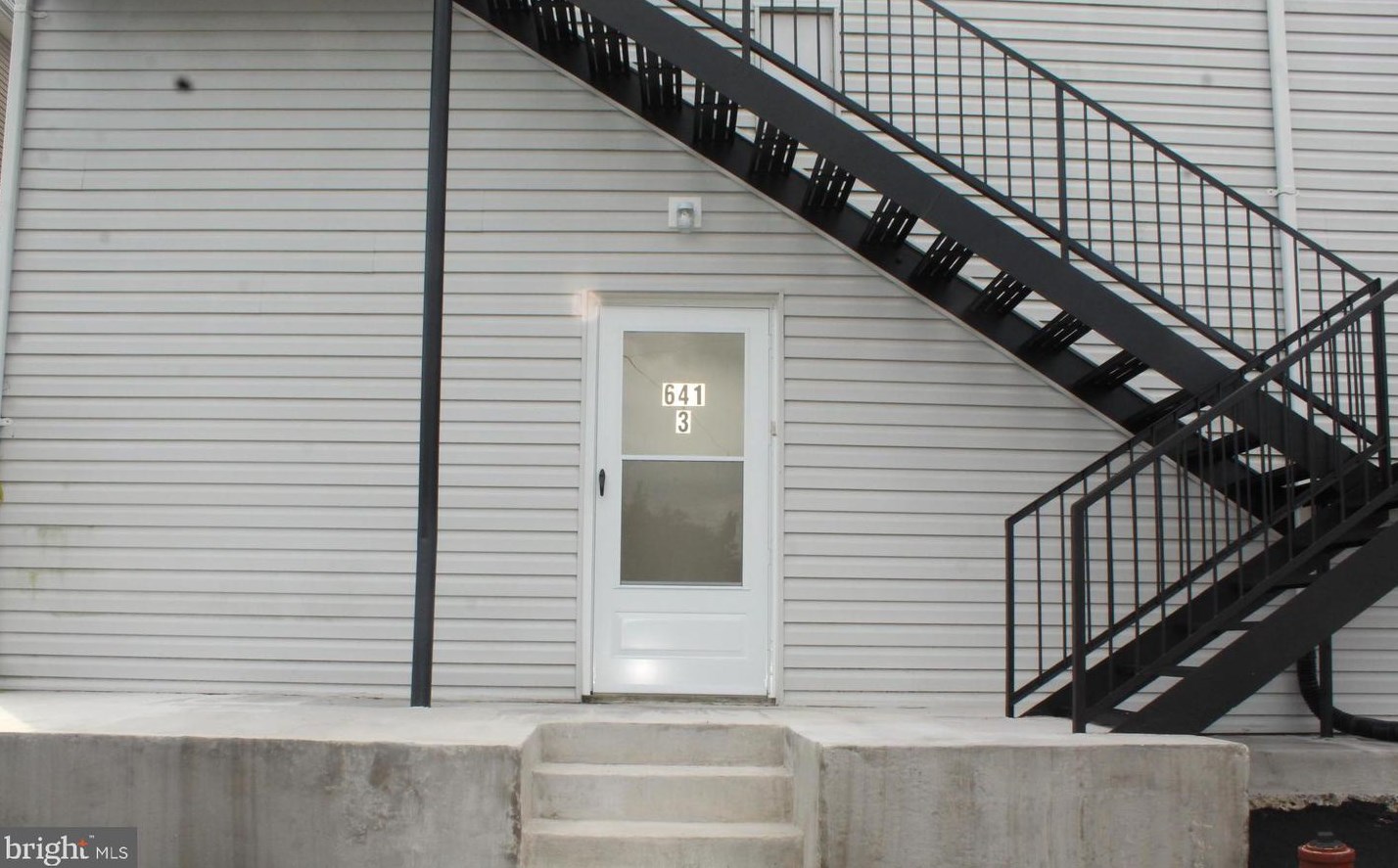 641 W Broadway #3, Red Lion, PA 17356