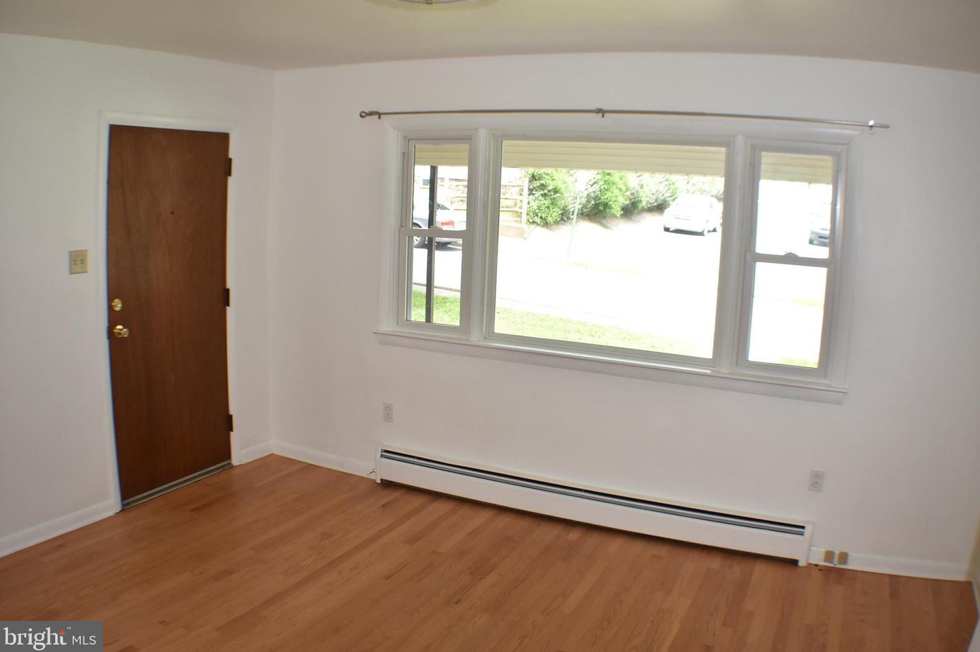 10 New St, Hametown, PA 17327