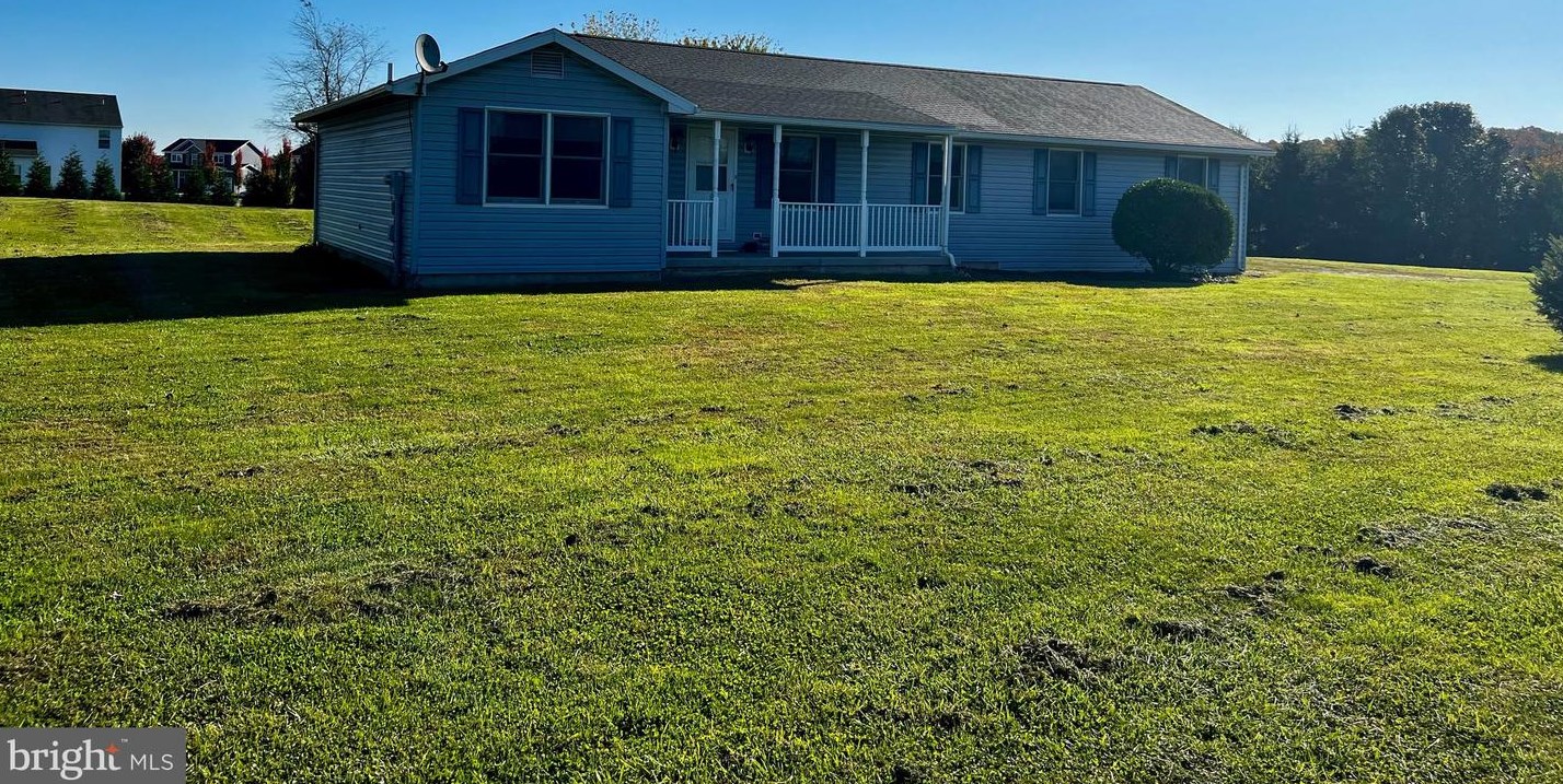8495 Reynolds Mill Rd, Seven Valleys, PA 17360
