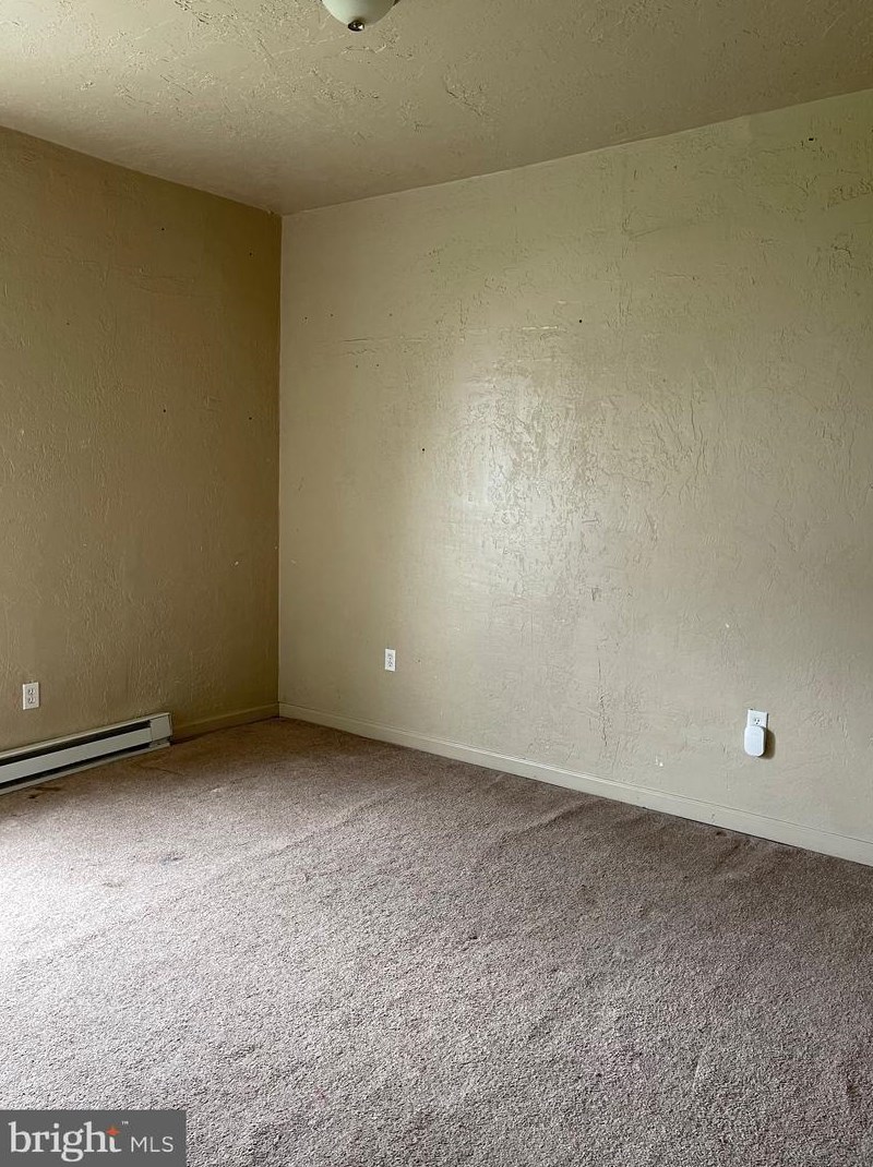 9 Maul Ave Apt B, Cross Roads, PA