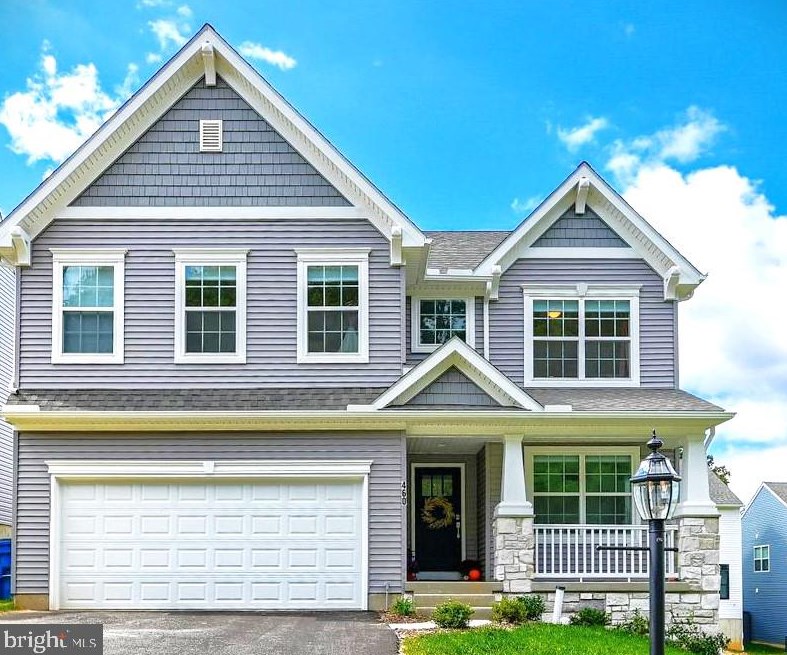 460 Rosewater Dr, Red Lion, PA 17356