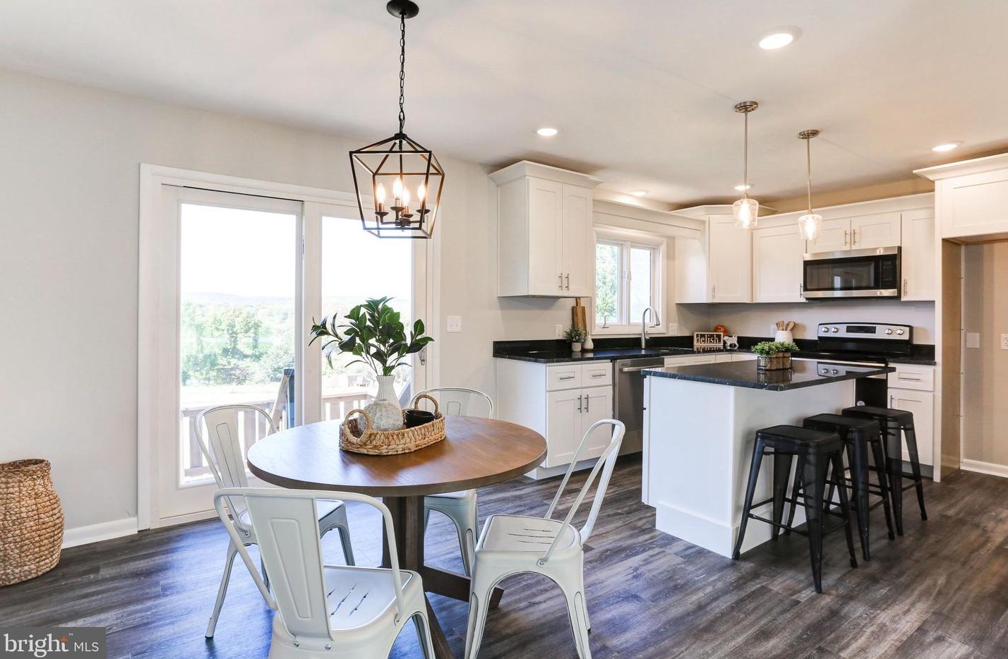 1624 Haar Rd, Spring Grove, PA 17362