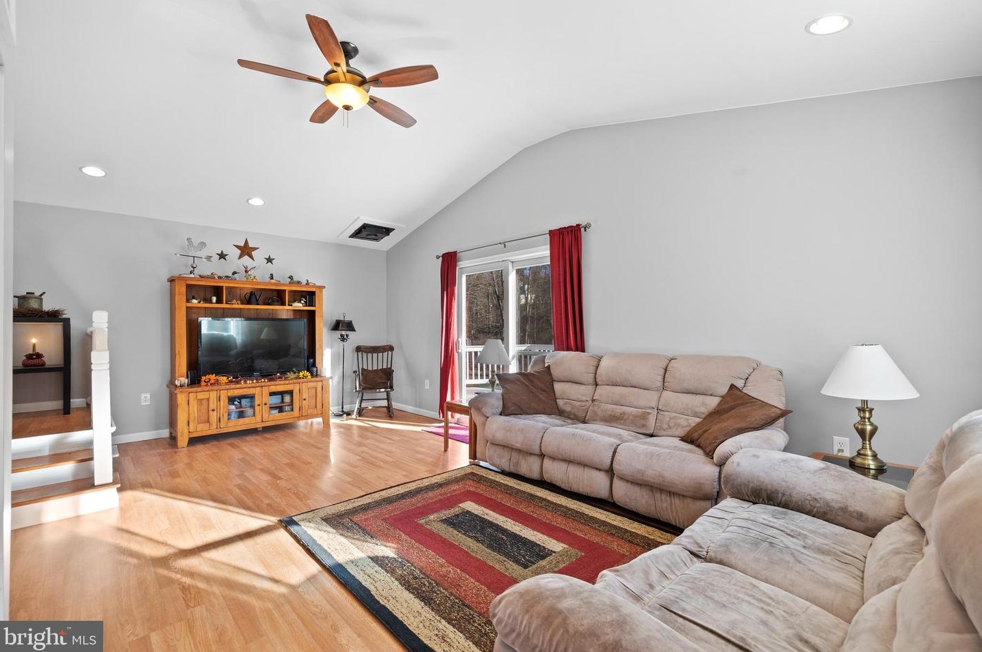 61 Argyle Ave, Hametown, PA 17327