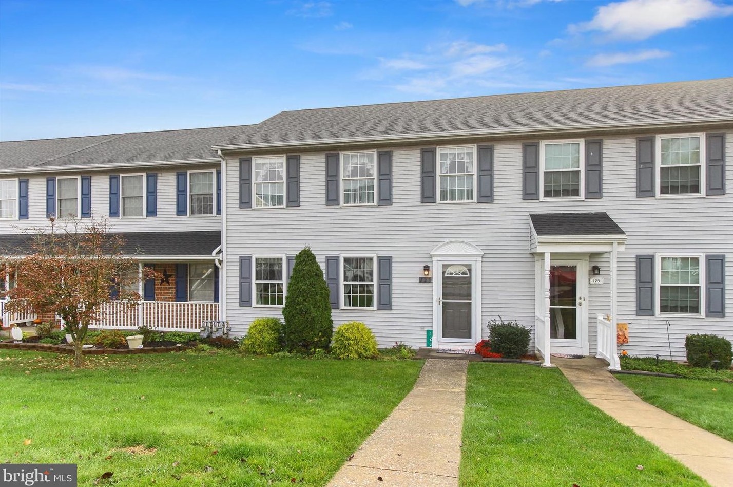 123 Country Ridge Dr, Red Lion, PA 17356