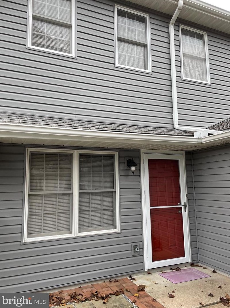 606 Kensington Ct #606, York, PA 17402