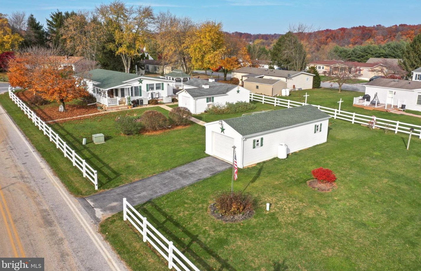 95 Sechrist Flat Rd, Cross Roads, PA 17322